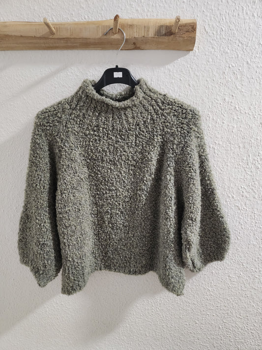 Boucle Pullover kurz